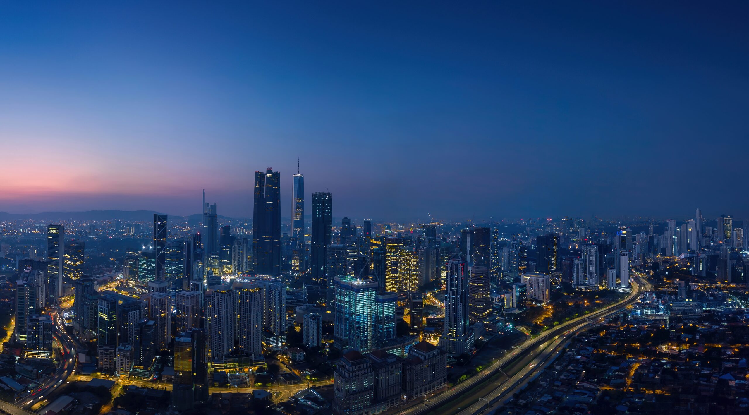 Aerial,view,of,peaceful,cityscape,before,sunrise